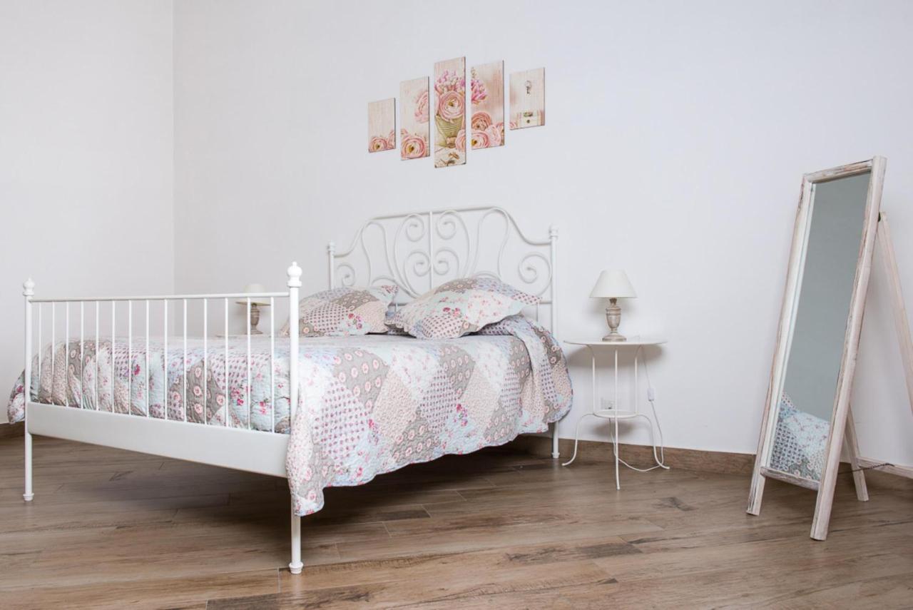 Maison La Mitra - Dimore Partenopee Bed & Breakfast Napoli